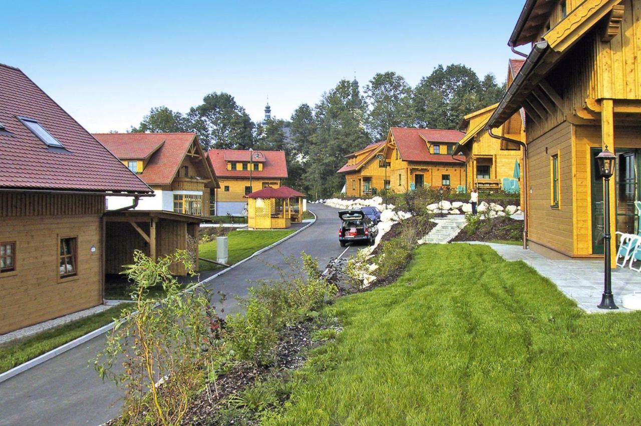 Holiday Village, Schlierbach Экстерьер фото
